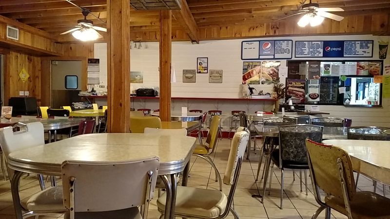 Doolittle’s Roadside Cafe & Creamery
