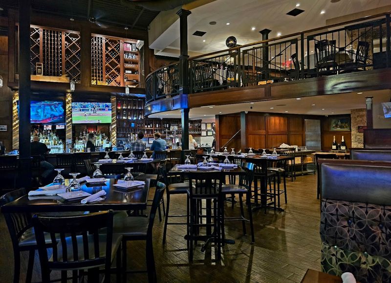 Downtown Louie's Grill – Detroit