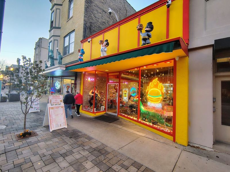 Downtown Waukesha charm adds to the appeal Downtown Waukesha charm adds to the appeal