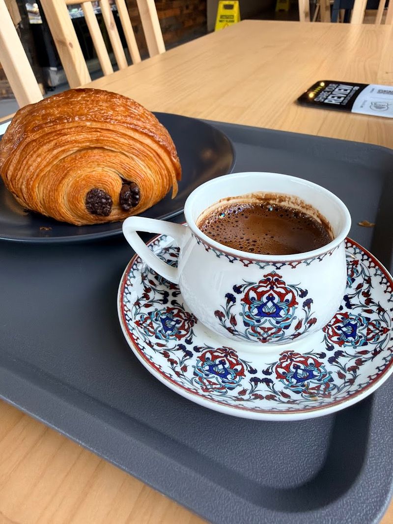 Dubai Chocolate Croissant Experience