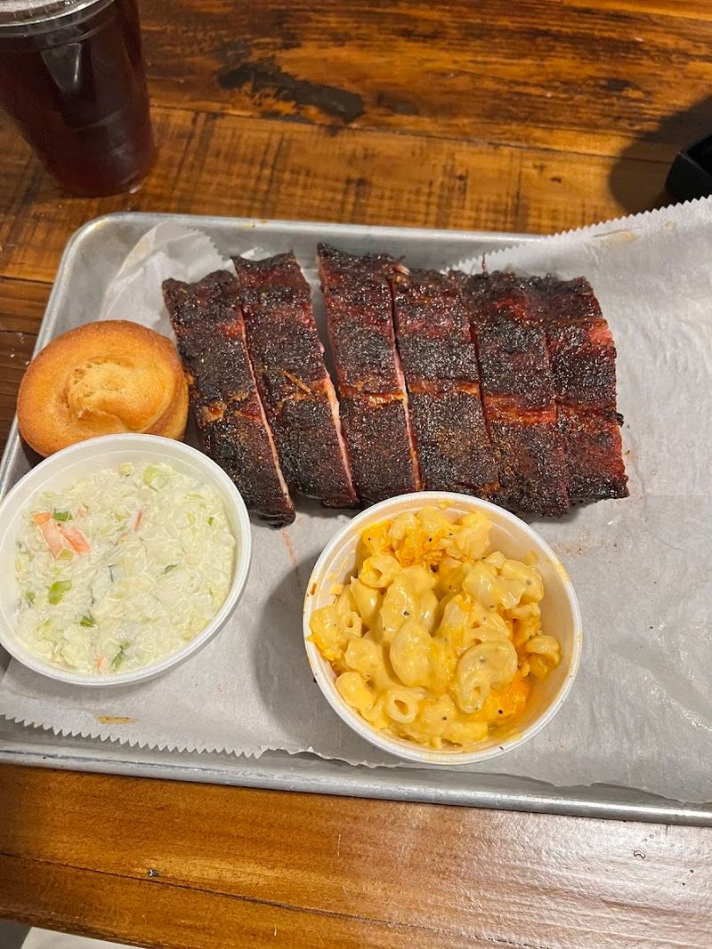 Big Ed’s BBQ (Waukegan)