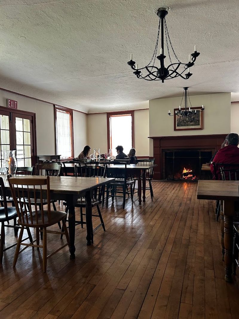 Eagle Tavern: Eating Lunch in the 1850s (Kind Of) Eagle Tavern: Eating Lunch in the 1850s (Kind Of)