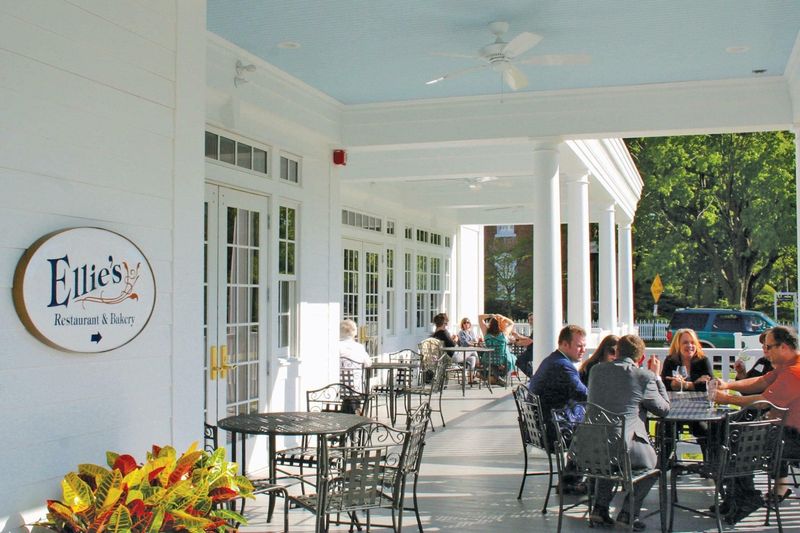 Ellie’s Restaurant & Bakery