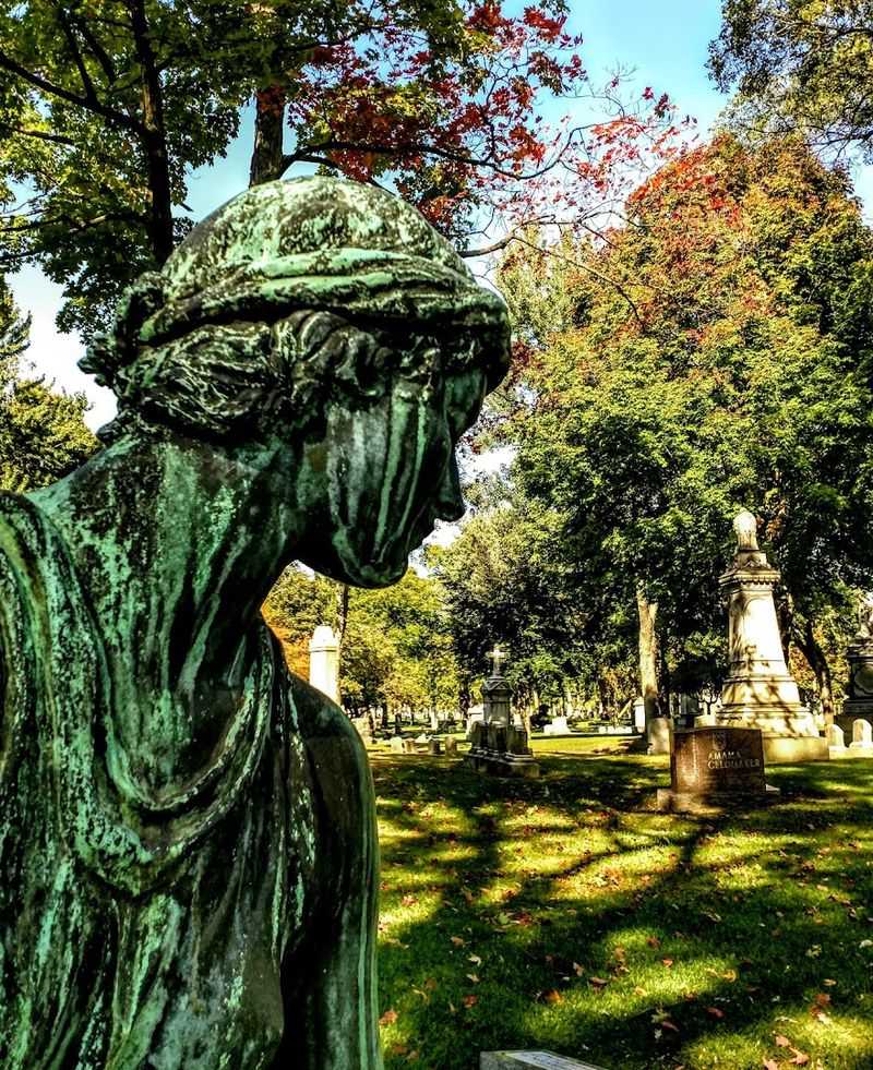 Elmwood Cemetery — Detroit