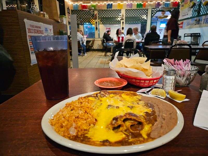 Enchiladas That Live Up to the Name Enchiladas That Live Up to the Name