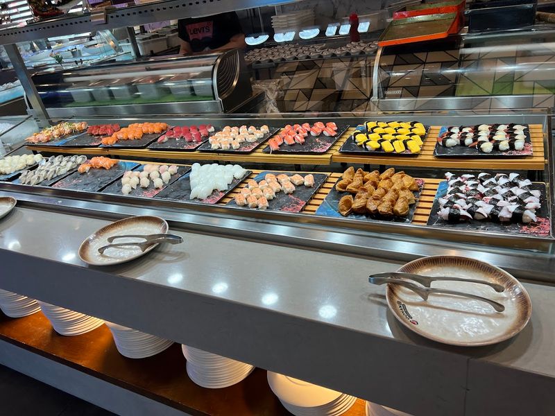 Family Restaurant Buffet Family Restaurant Buffet