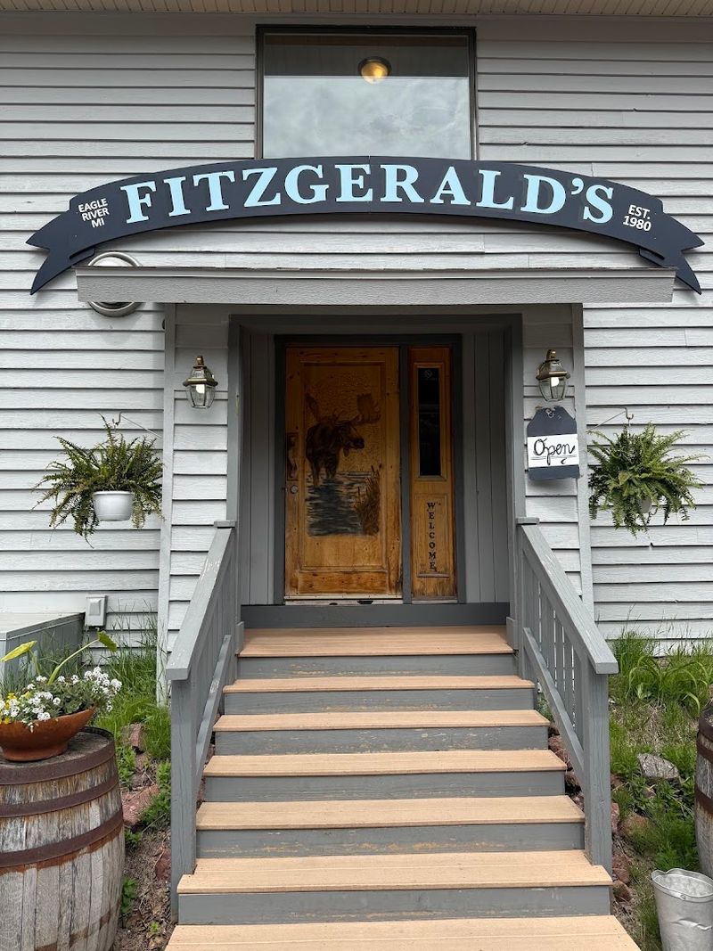 Fitzgerald's Hotel & Restaurant — Eagle River