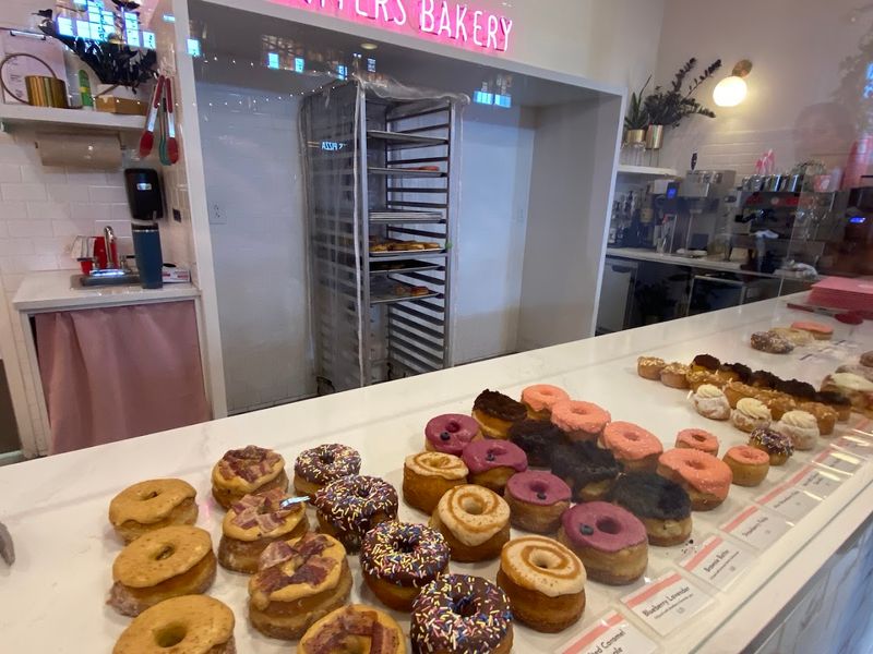 Five Daughters Bakery — Franklin