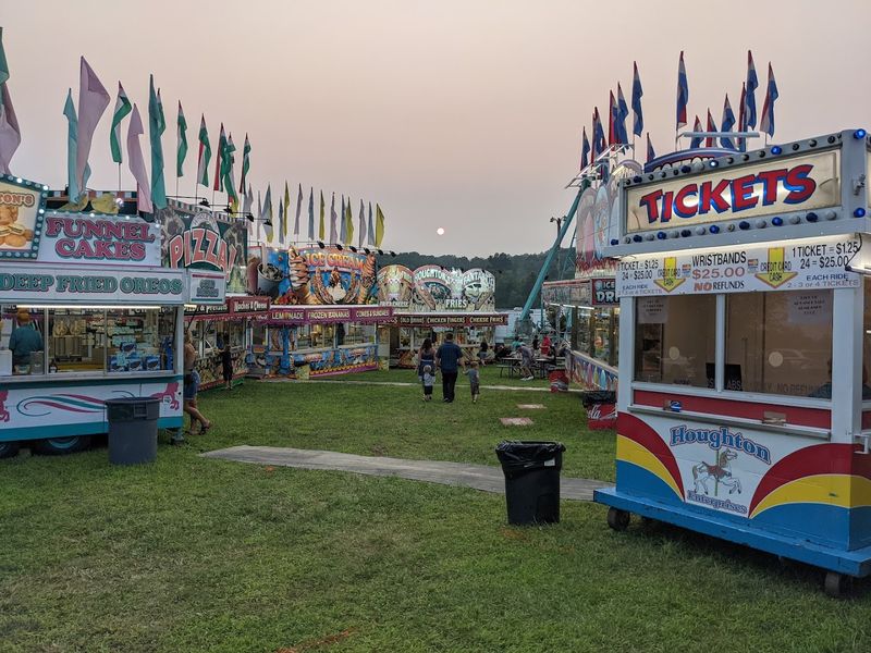 Food, vendors, and the fair-like atmosphere