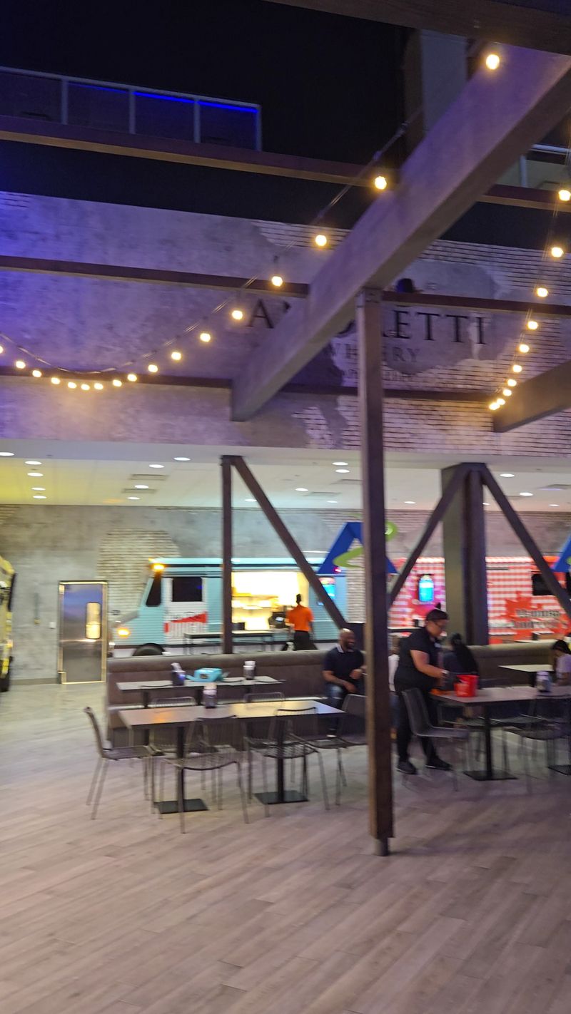 Fuel Up: Bar and Kitchen Favorites Fuel Up: Bar and Kitchen Favorites