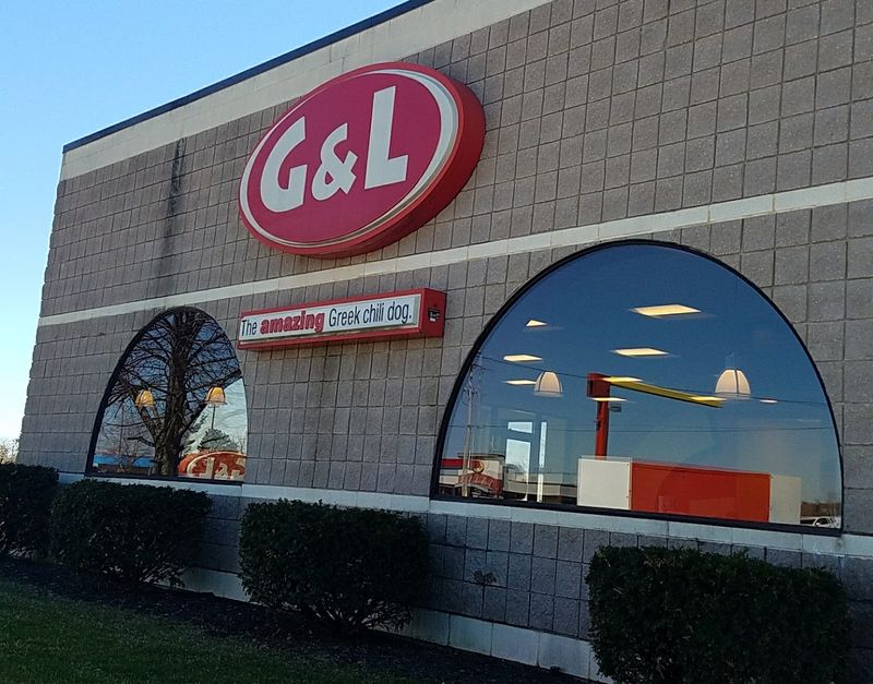 G&L Chili Dogs
