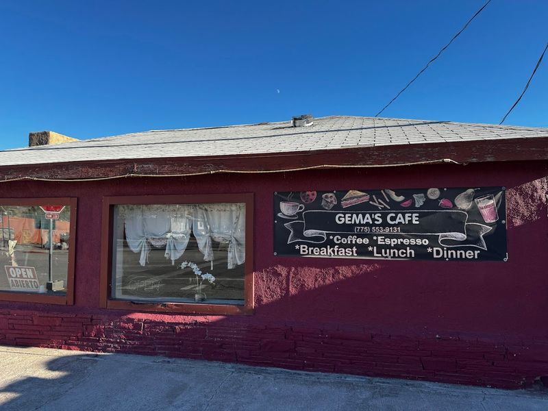 Gema’s Cafe