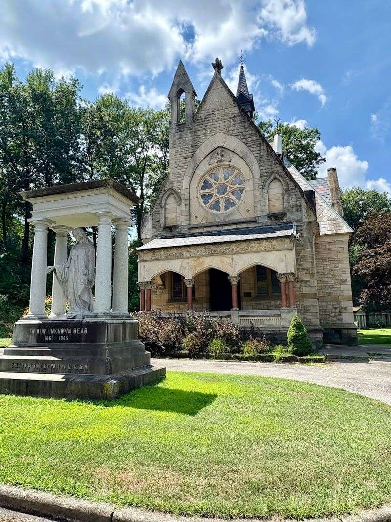 Glendale Cemetery, Akron