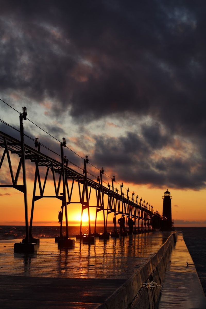 Grand Haven South Pierhead Outer Lighthouse — Grand Haven Grand Haven South Pierhead Outer Lighthouse — Grand Haven