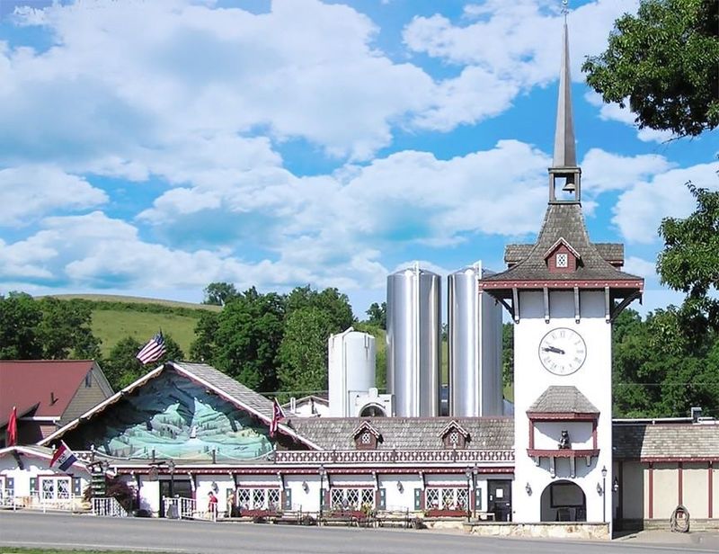 Guggisberg Cheese, Millersburg Guggisberg Cheese, Millersburg