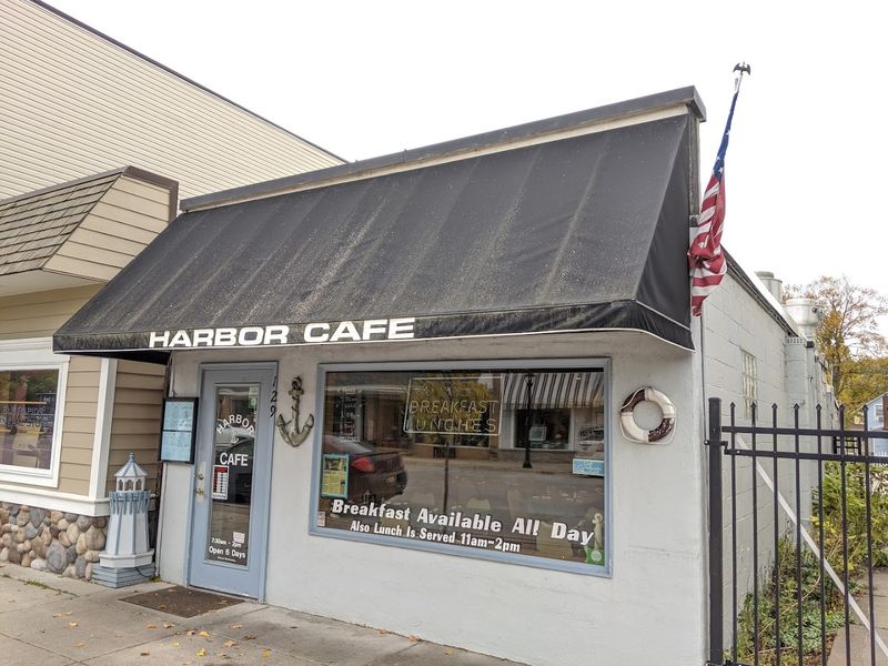 Harbor Café – Elk Rapids Harbor Café – Elk Rapids