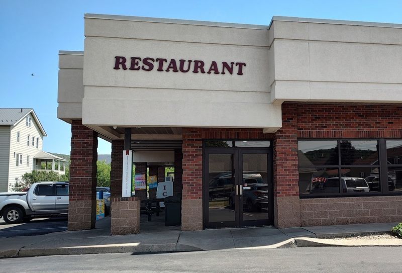 Harvest Moon Restaurant & Convenience Harvest Moon Restaurant & Convenience