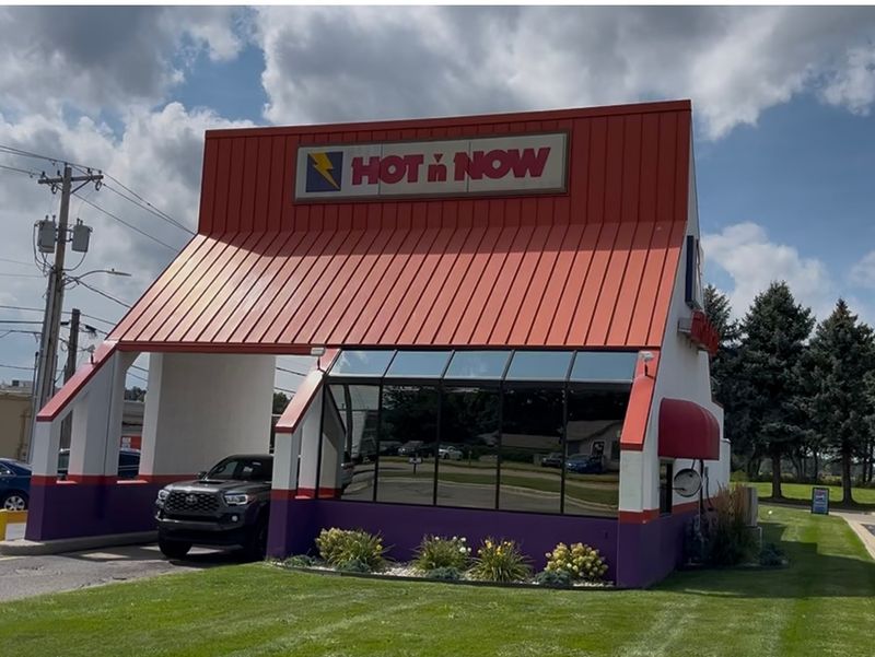 Hot 'n Now Hot 'n Now
