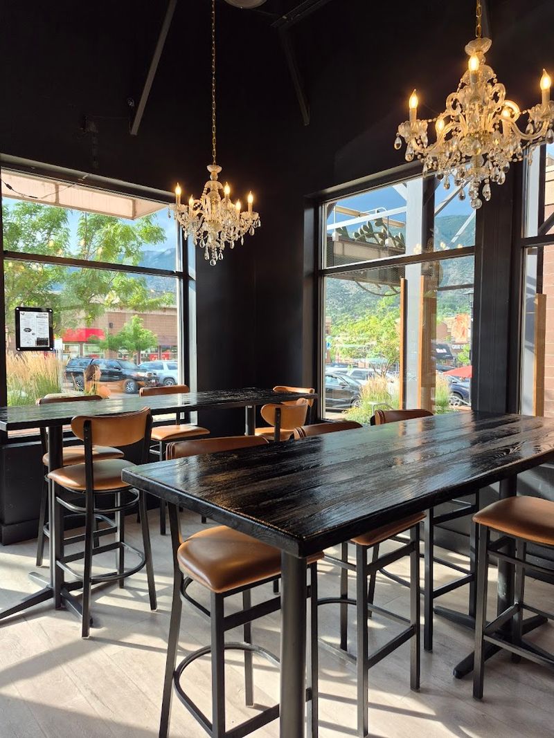 Underbelly Burger Co. (Glenwood Springs)