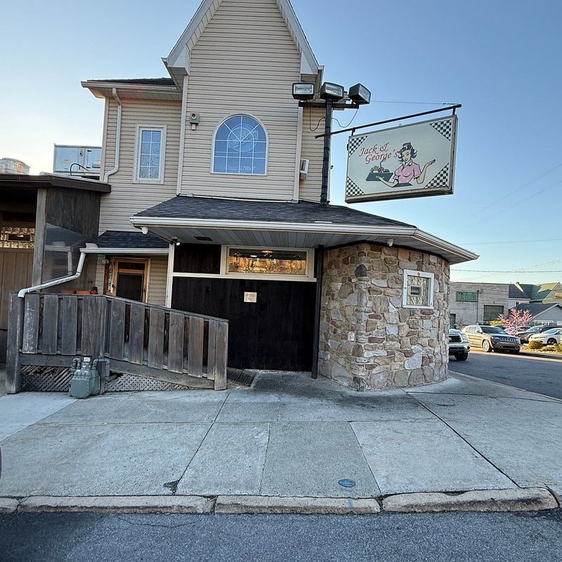 Jack & George’s — Altoona Jack & George’s — Altoona