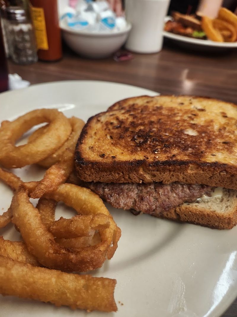 The Yale Patty Melt That Keeps People Coming Back