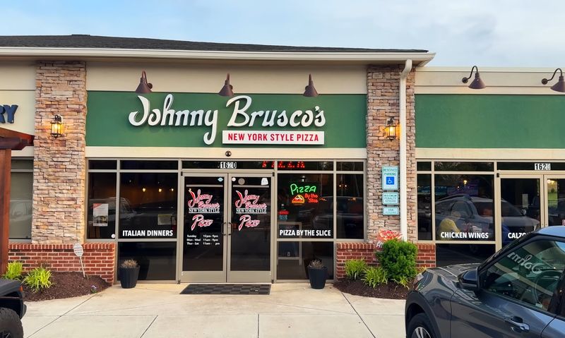 Johnny Brusco's New York Style Pizza — Knoxville