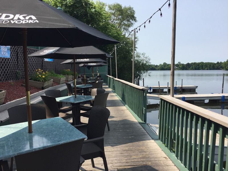 Johnny's On The Lake