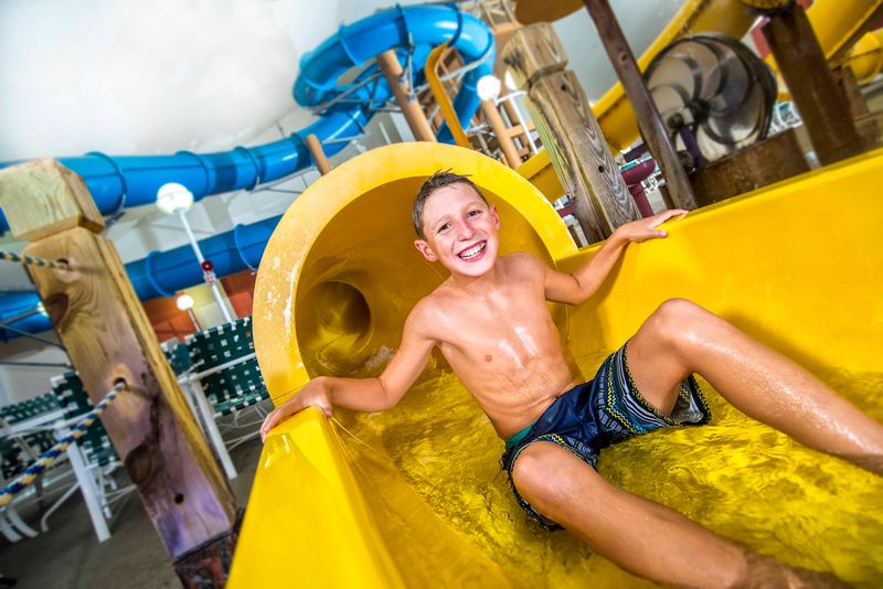 Jolly Mon Indoor Water Park (Osage Beach) Jolly Mon Indoor Water Park (Osage Beach)