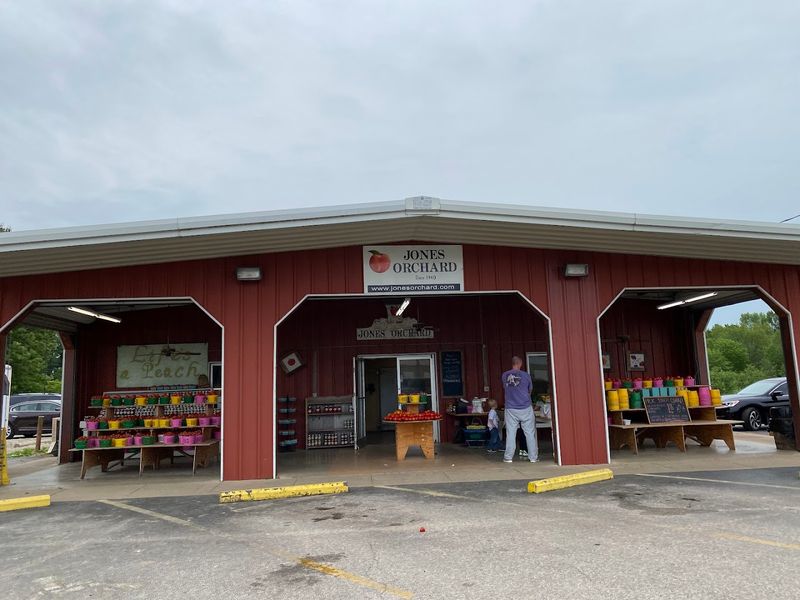 Jones Orchard — Millington