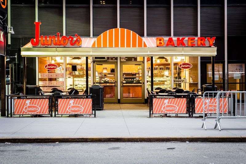 Junior’s Restaurant & Bakery