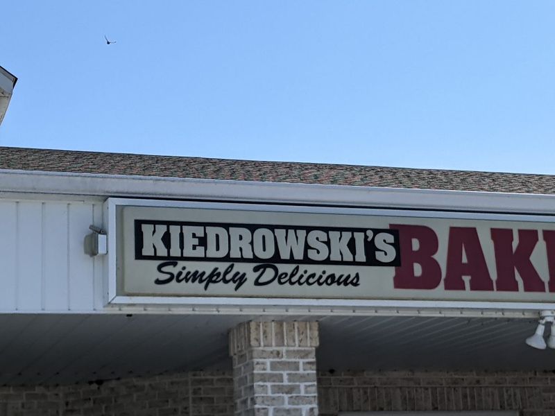 Kiedrowski’s Simply Delicious Bakery, Amherst
