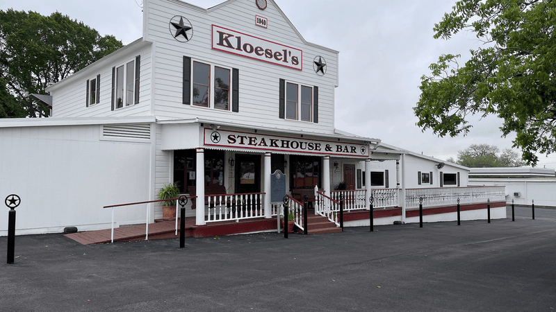 Kloesel's Steakhouse & Bar (Moulton) Kloesel's Steakhouse & Bar (Moulton)