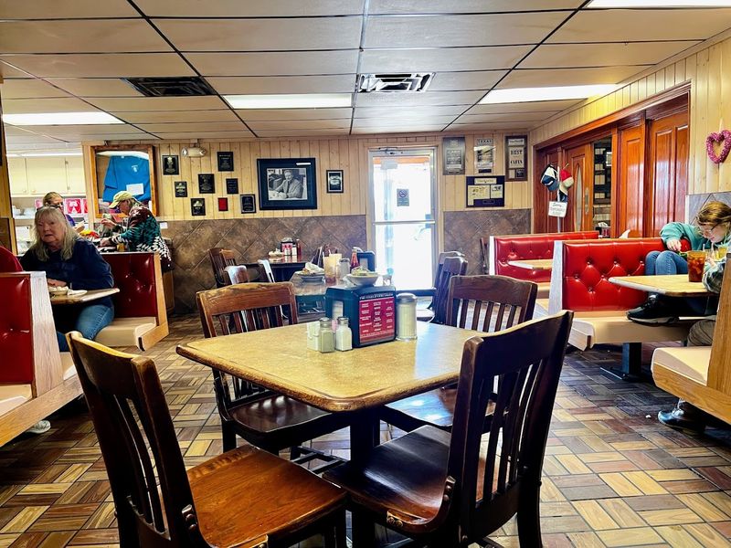 Koffee Kup Family Restaurant (Hico) Koffee Kup Family Restaurant (Hico)