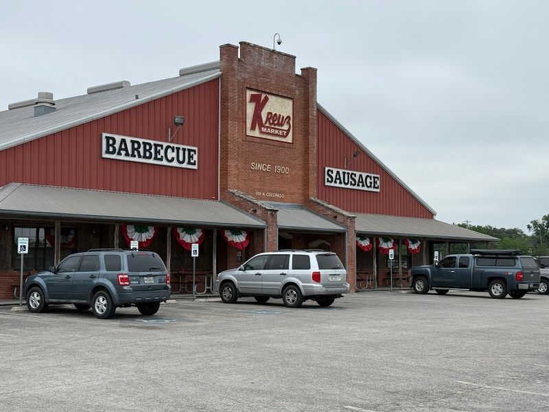 Kreuz Market and Its No-Sauce Philosophy Kreuz Market and Its No-Sauce Philosophy