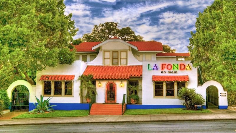 La Fonda On Main