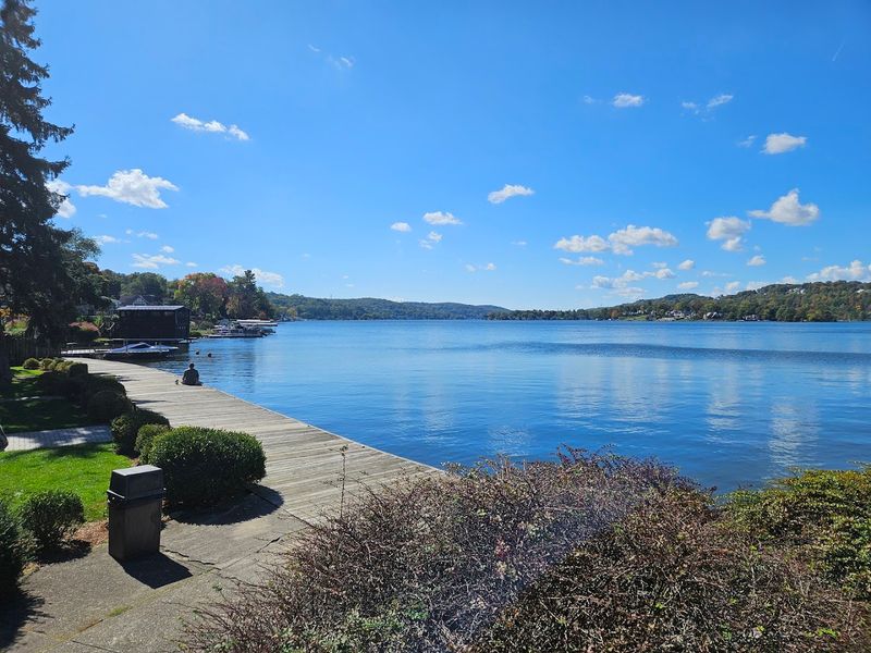 Lake Mohawk Gives This Town Its Slow Scenic Rhythm