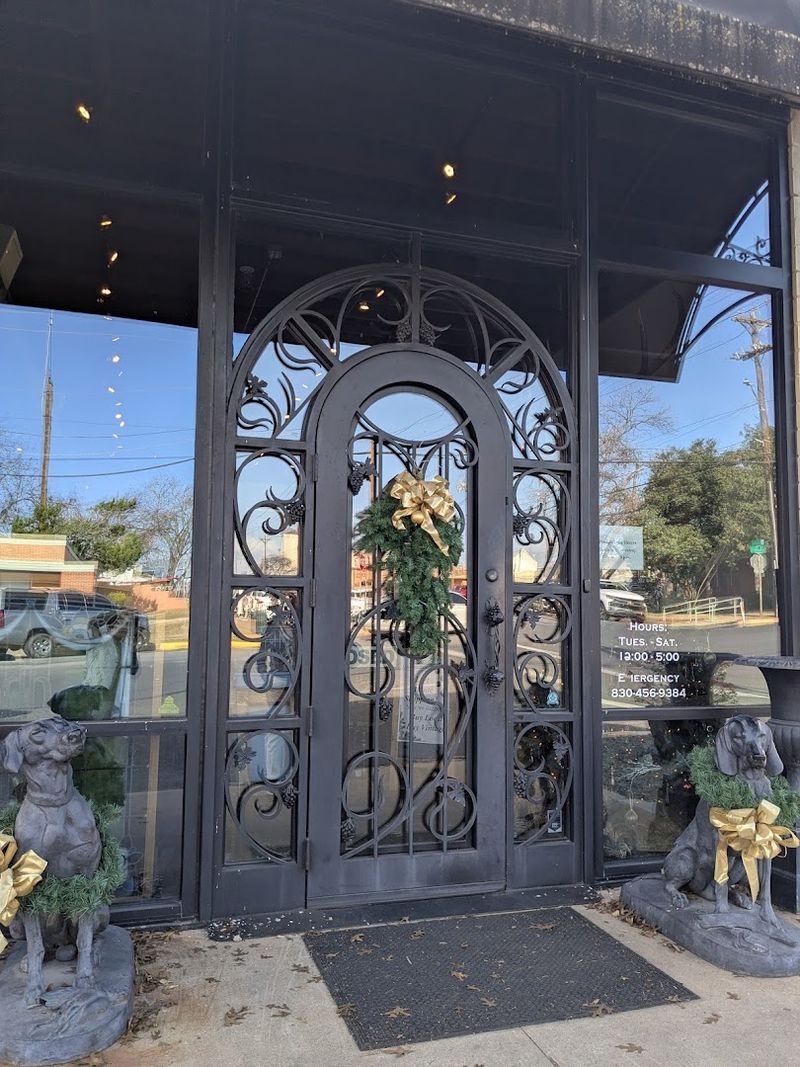 Larry Jackson Fine Art & Antiques