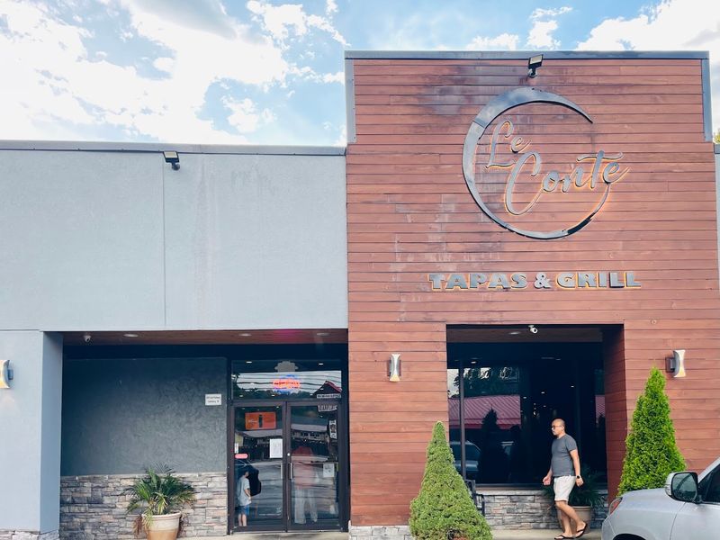 Le Conte Tapas & Grill — Gatlinburg