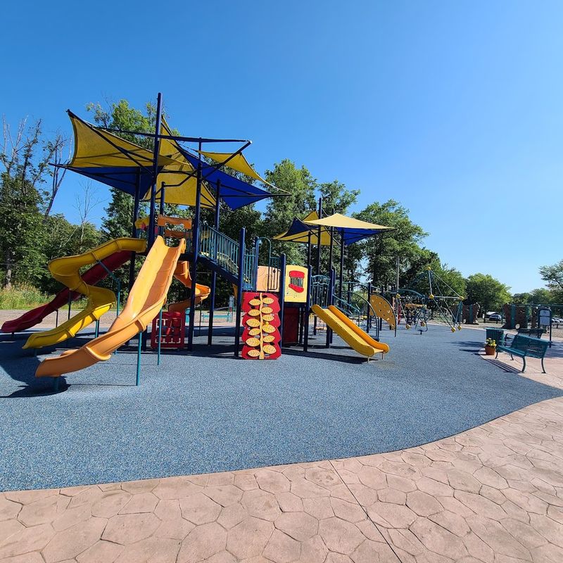 Liberty Park – Independence Liberty Park – Independence