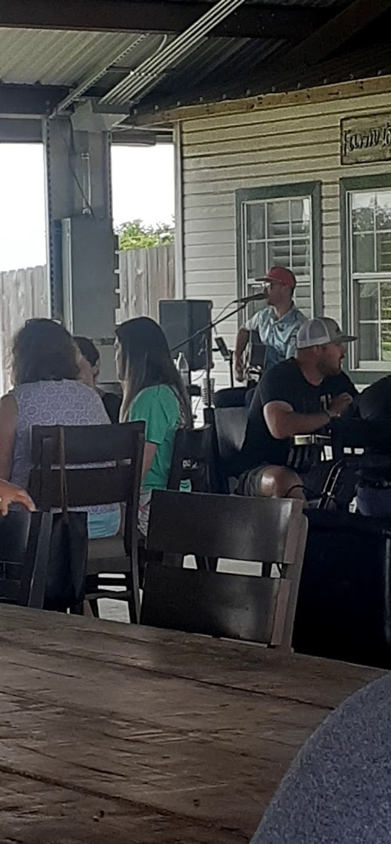 Live Music and Family-Friendly Atmosphere