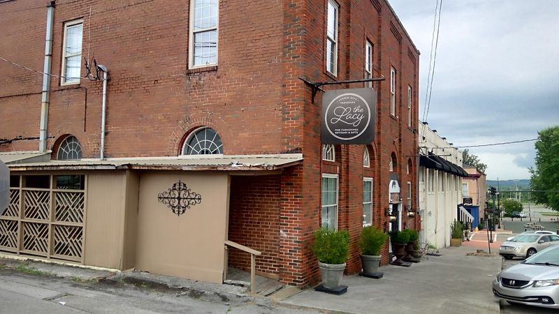 Local Restaurants And Shops Make It Worth Lingering Local Restaurants And Shops Make It Worth Lingering