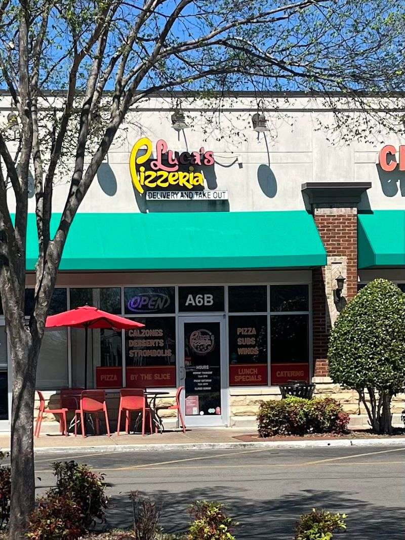 Luca's Pizzeria