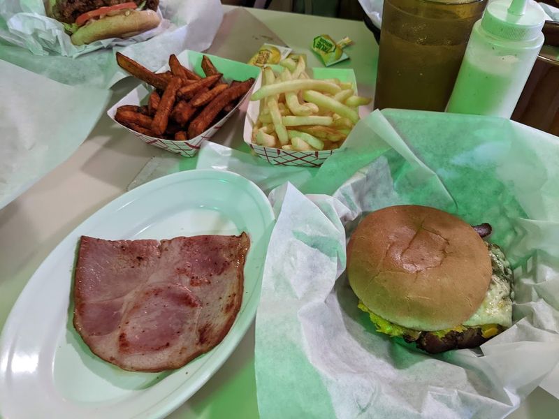 Lunch Specials That Pack Flavor Lunch Specials That Pack Flavor