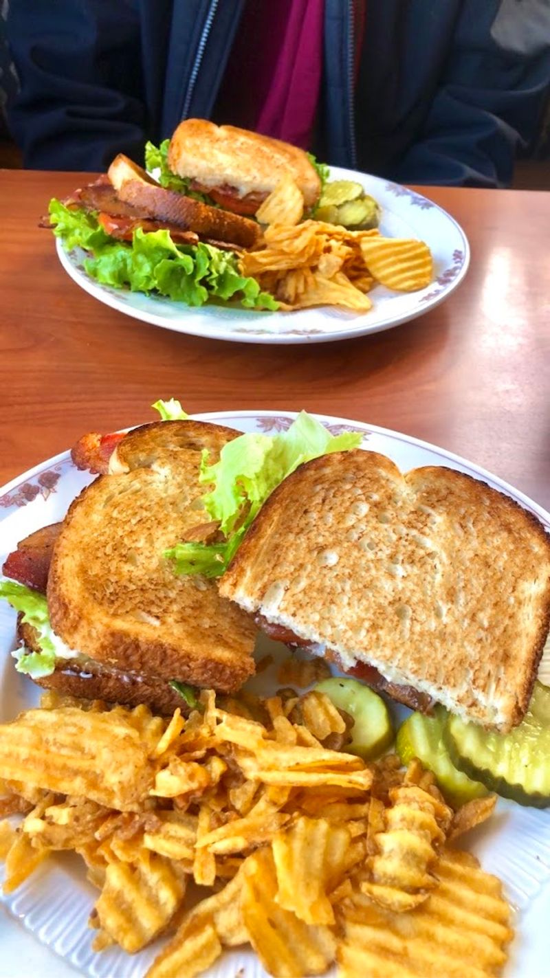 Lunch proves this place is more than a breakfast stop