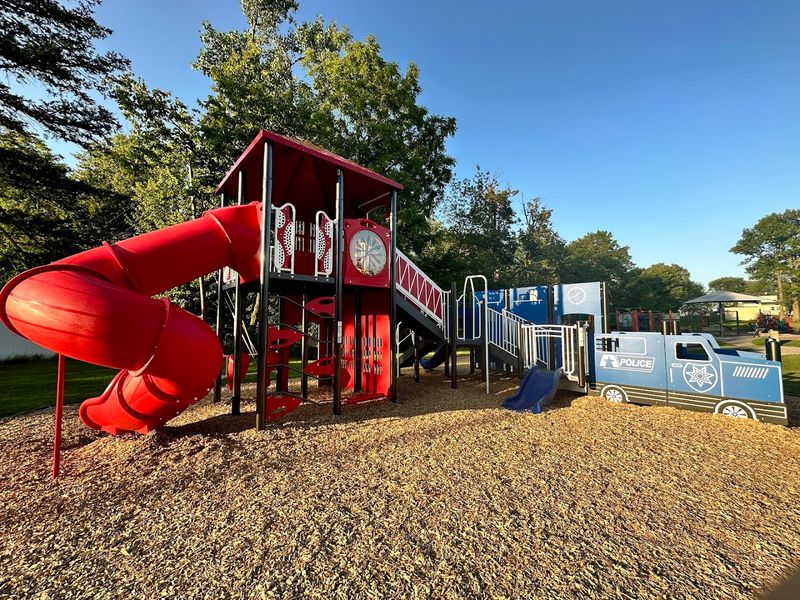 Lyndhurst Park – Lyndhurst Lyndhurst Park – Lyndhurst
