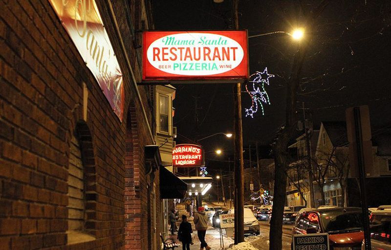 Mama Santa’s Restaurant & Pizzeria, Cleveland