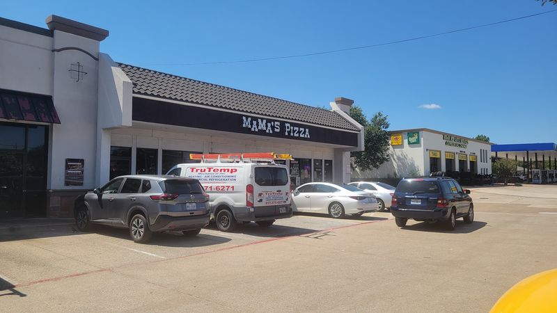 Mama's Pizza (Plano) Mama's Pizza (Plano)
