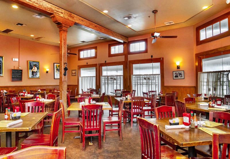 Mandina’s Restaurant Mandina’s Restaurant