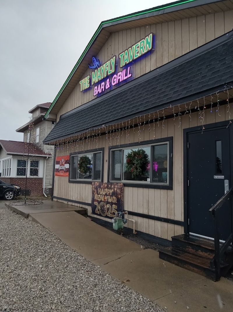 Mayfly Tavern – Toledo (Point Place)