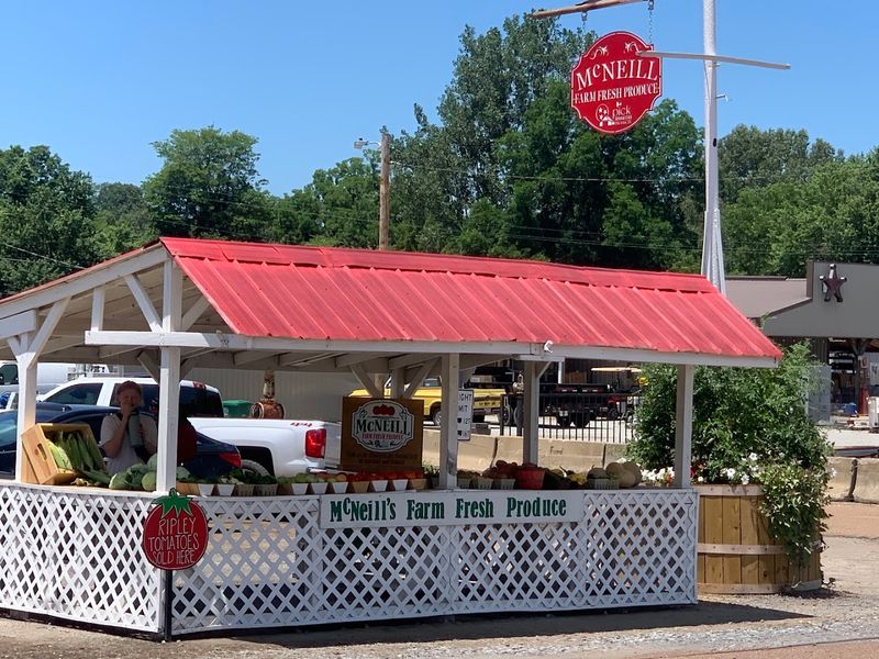 McNeill Farm Fresh Produce — Gates